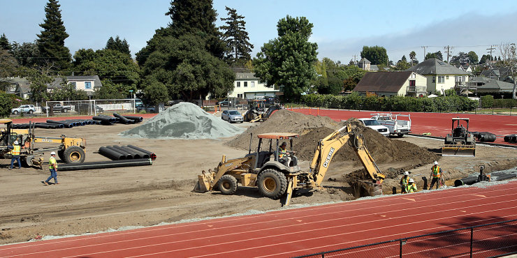 Construction team scores big at Santa Cruz High with GPS paver