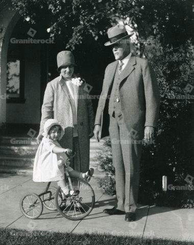 1928
